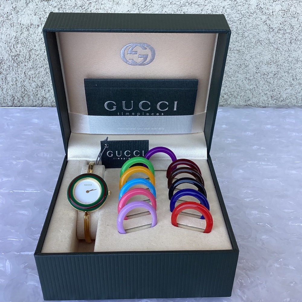 Vintage Gucci 11/12.2 Interchangeable Bezel Watch Gold Tone Preowned Condition